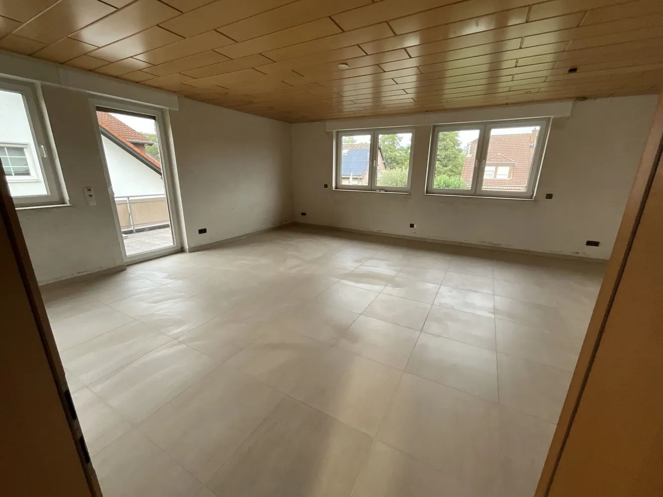 4 Zimmer Wohnung mit 100 m² in Duisburg – Bild 2