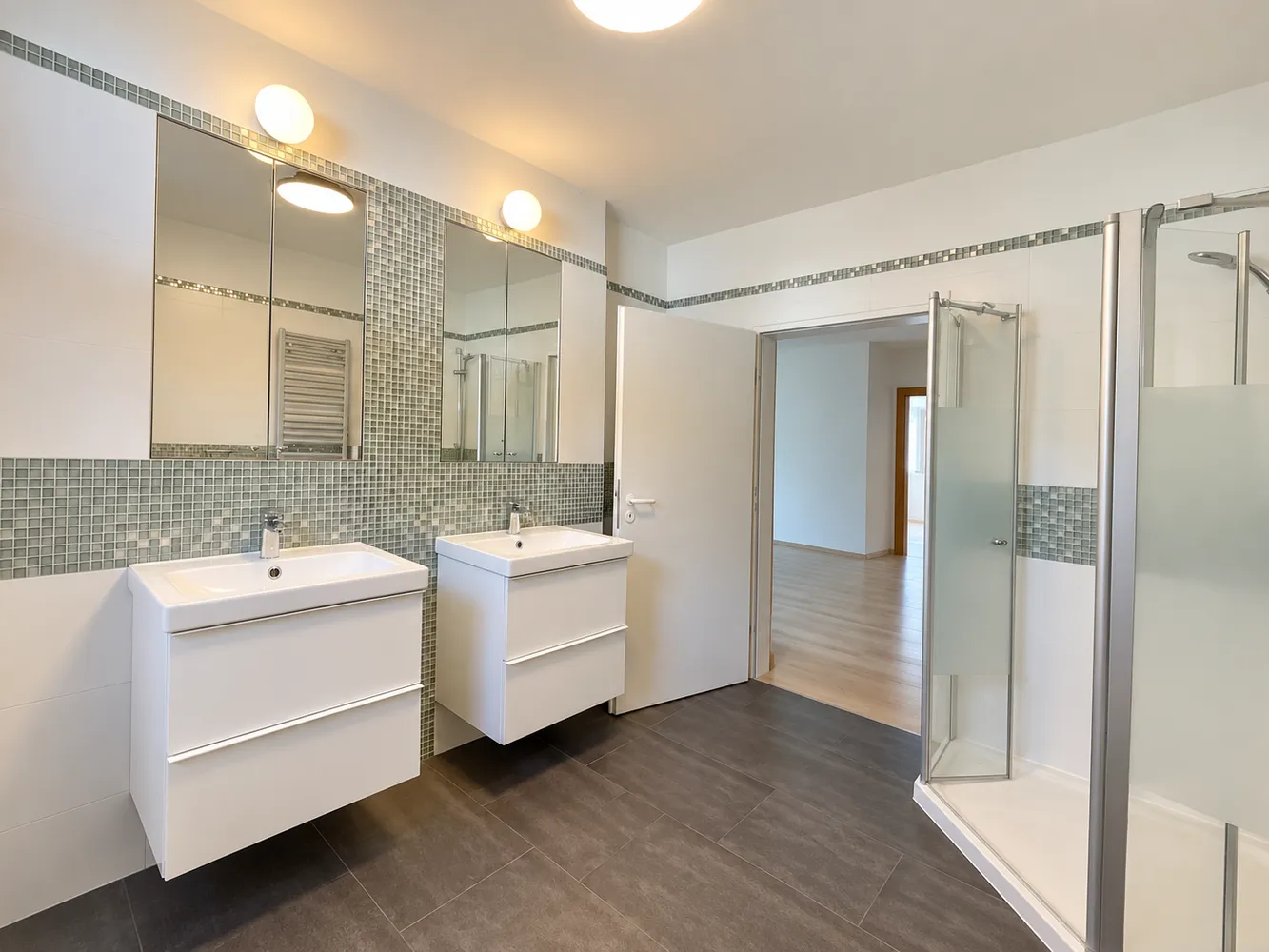 4 Zimmer Wohnung mit 111 m² in Hamburg – Bild 3
