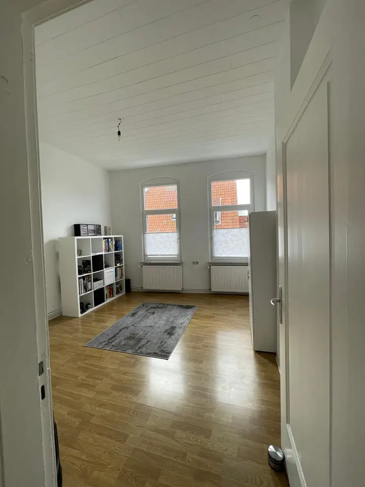 4 Zimmer Wohnung mit 75 m² in Emden – Bild 1