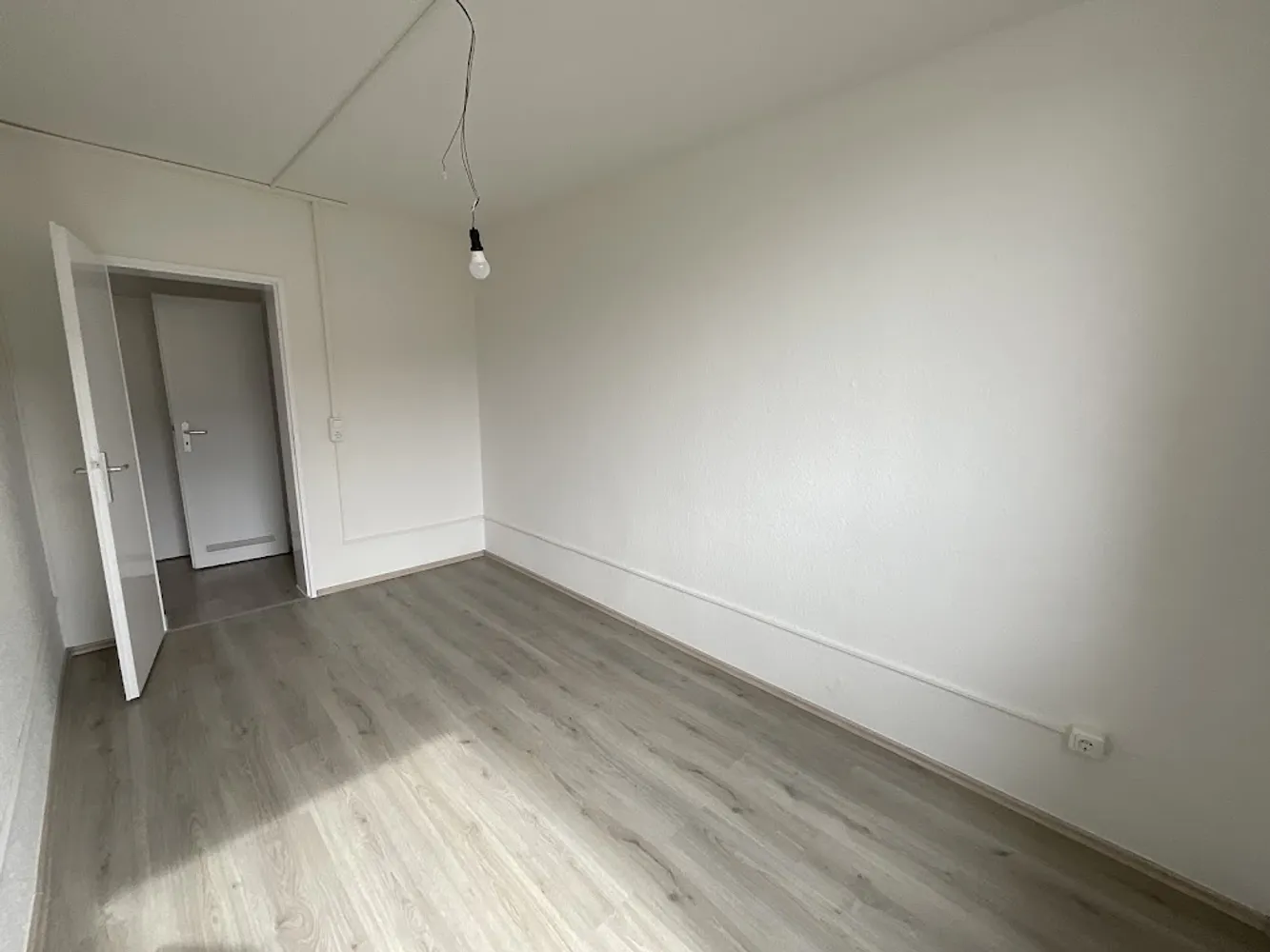 3 room apartment with 70 m² in Düsseldorf – Photo 3