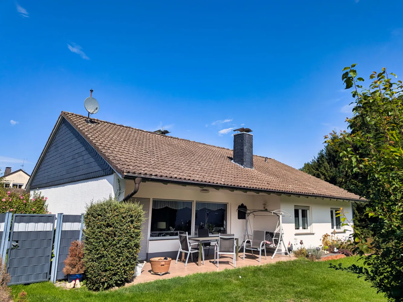 7 room house with 160 m² in Königswinter – Photo 2