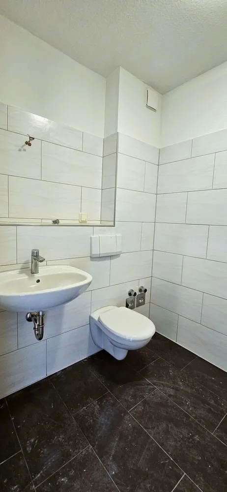 1 room apartment with 42 m² in Mühlhausen – Photo 2