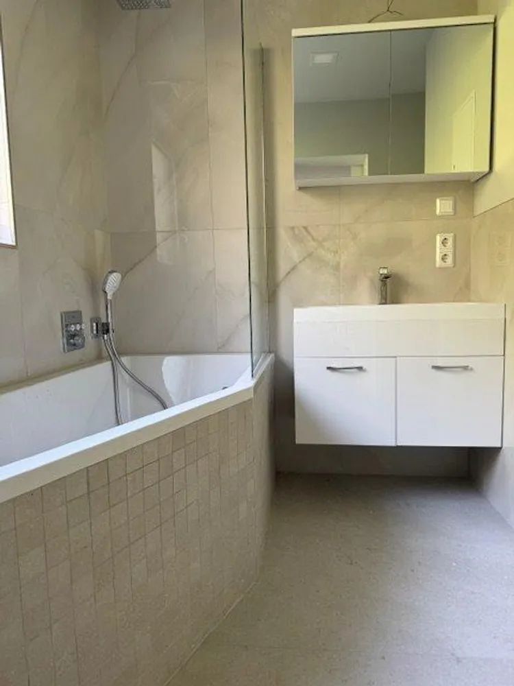 4 Zimmer Wohnung mit 118 m² in Berlin – Bild 6