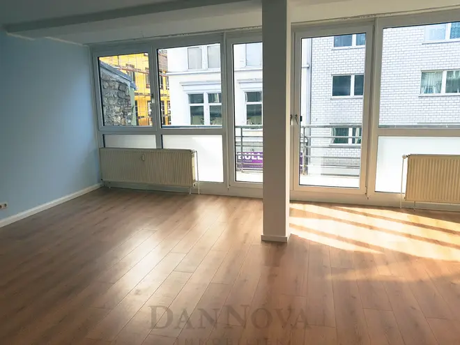 3 Zimmer Wohnung mit 88 m² in Frankfurt am Main – Bild 2