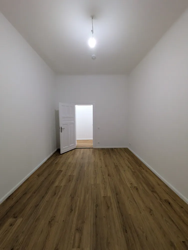 3 room apartment with 110 m² in Berlin – Photo 6