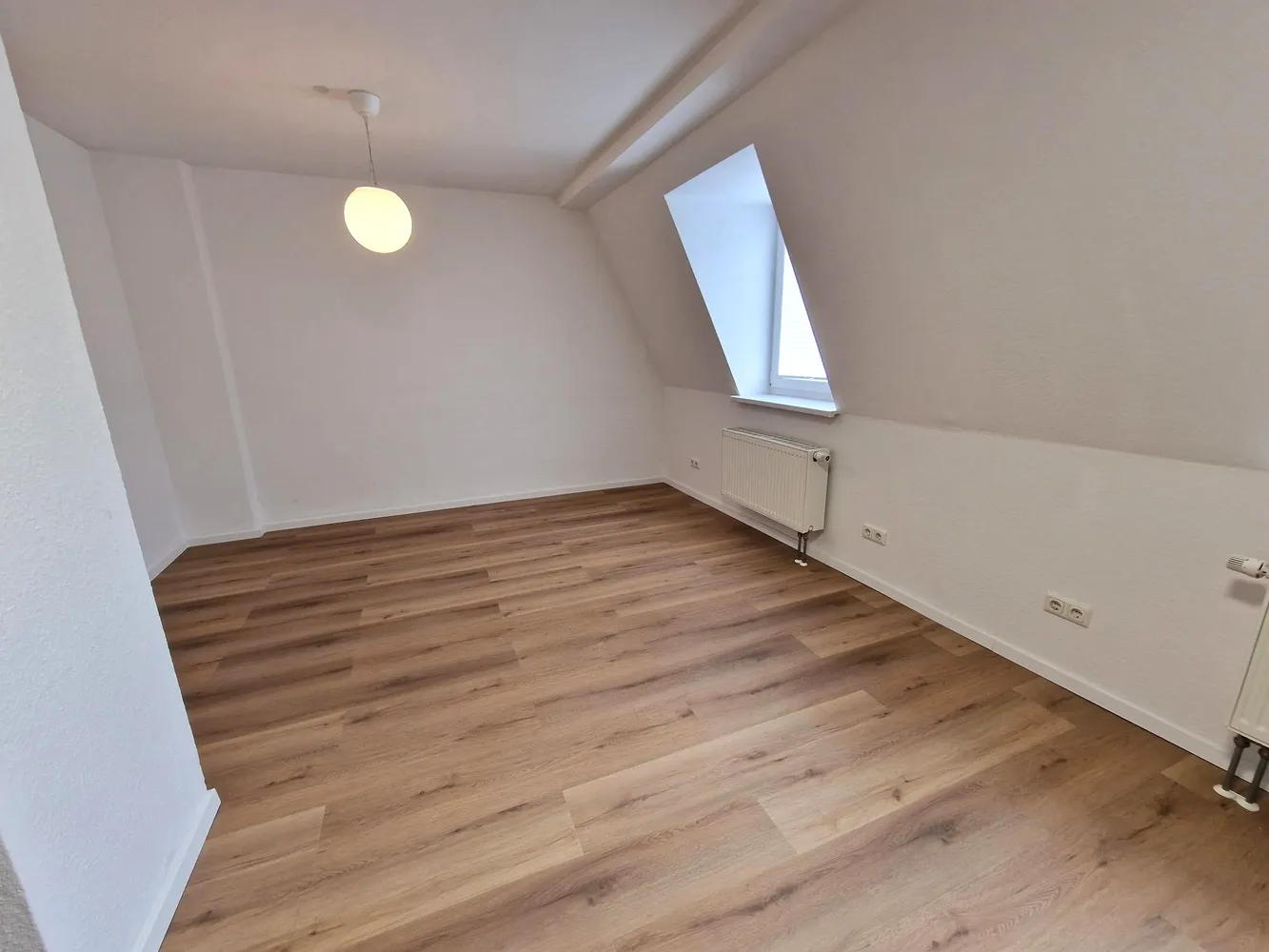 3 Zimmer Wohnung mit 82 m² in Hof – Bild 3