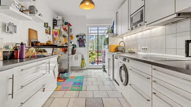 4 Zimmer Wohnung mit 124 m² in Karlsruhe – Bild 10