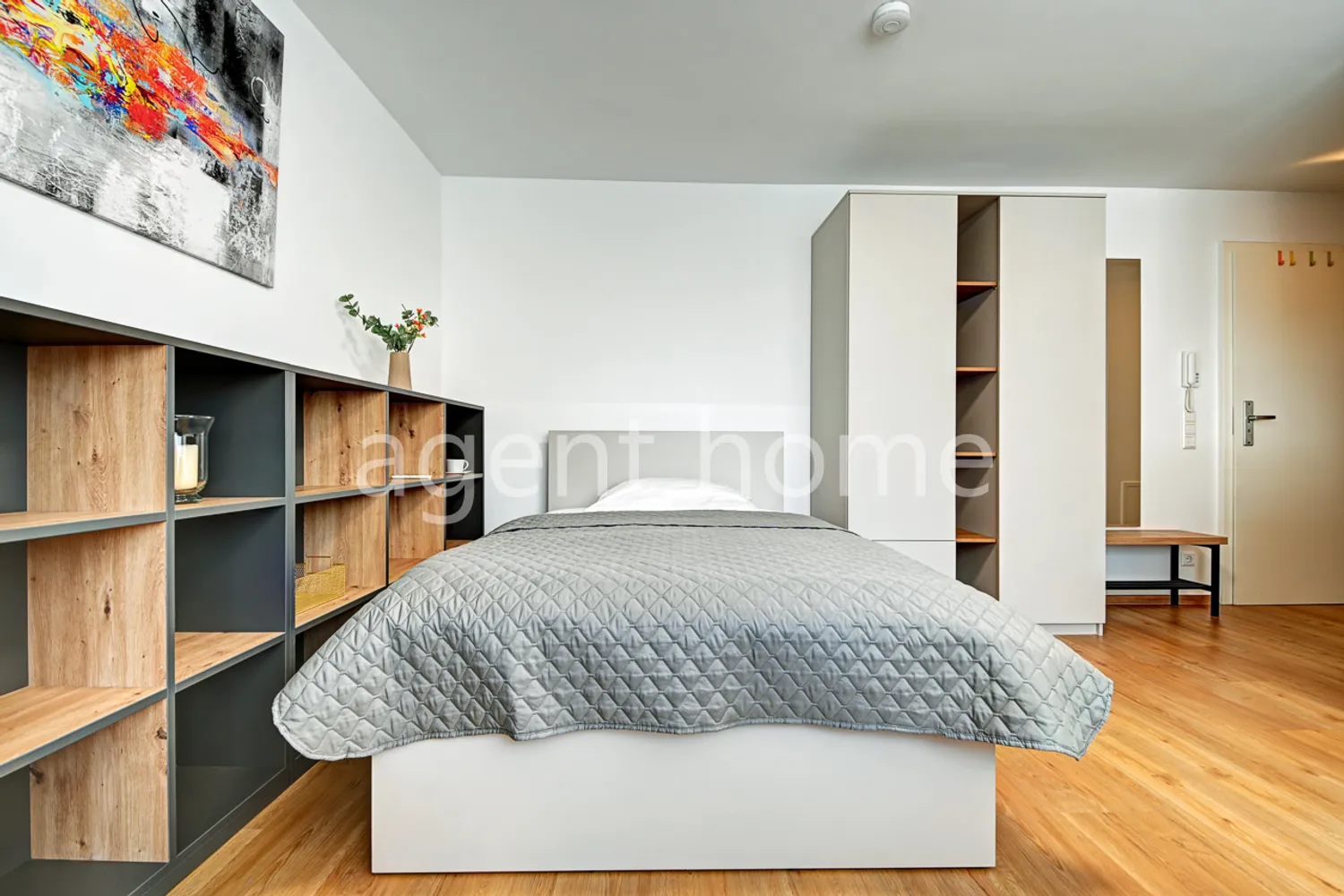 1 Zimmer Wohnung mit 27 m² in Stuttgart – Bild 2