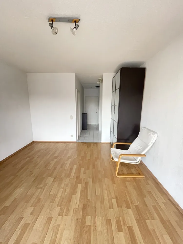 1 Zimmer Wohnung mit 30 m² in Frankfurt am Main – Bild 2