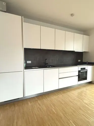 2 Zimmer Wohnung mit 78 m² in Frankfurt am Main – Bild 4