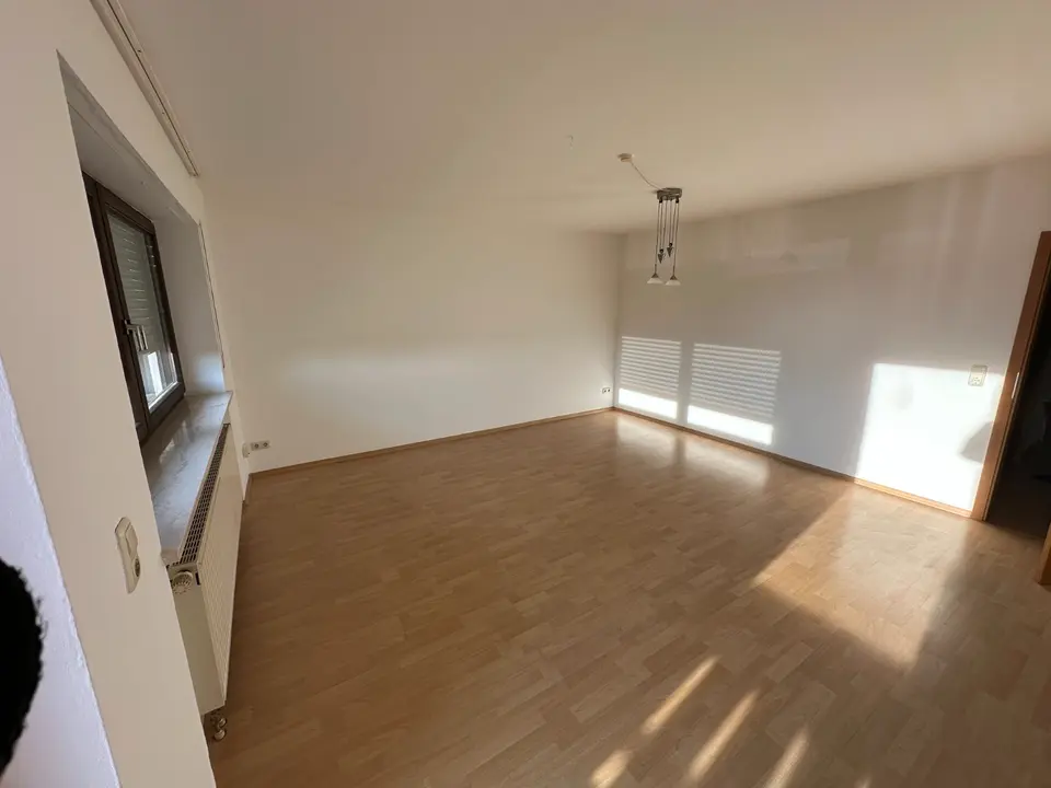 2 Zimmer Wohnung mit 75 m² in Deggendorf – Bild 2