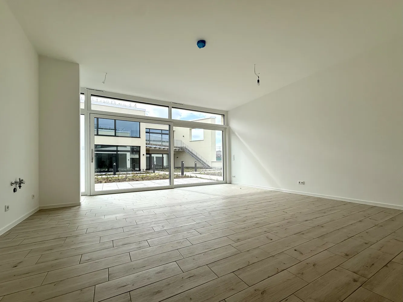 4 room apartment with 184 m² in Chemnitz – Photo 3