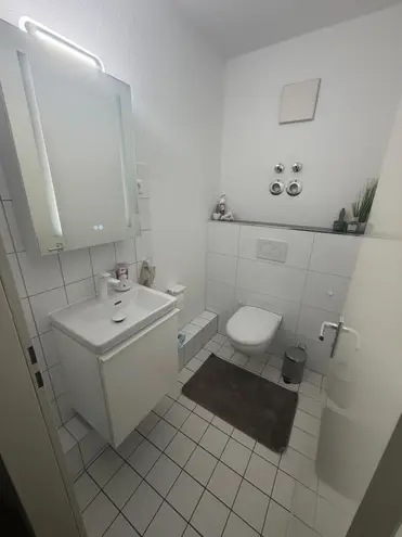4 Zimmer Wohnung mit 135 m² in Karlsruhe – Bild 3