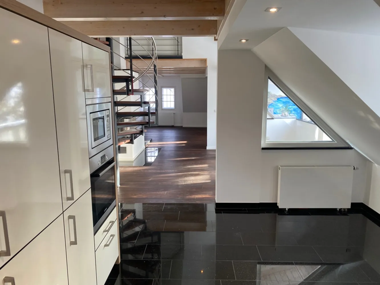 3 Zimmer Wohnung mit 150 m² in Erding – Bild 2