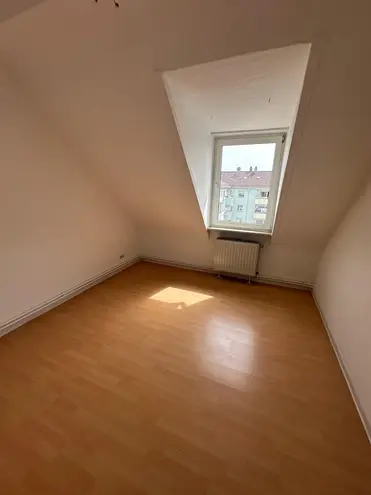 3 Zimmer Wohnung mit 80 m² in Mannheim – Bild 2