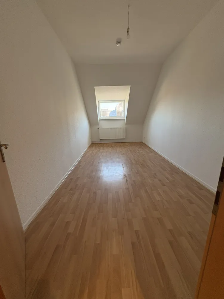 4 Zimmer Wohnung mit 120 m² in Hannover – Bild 12