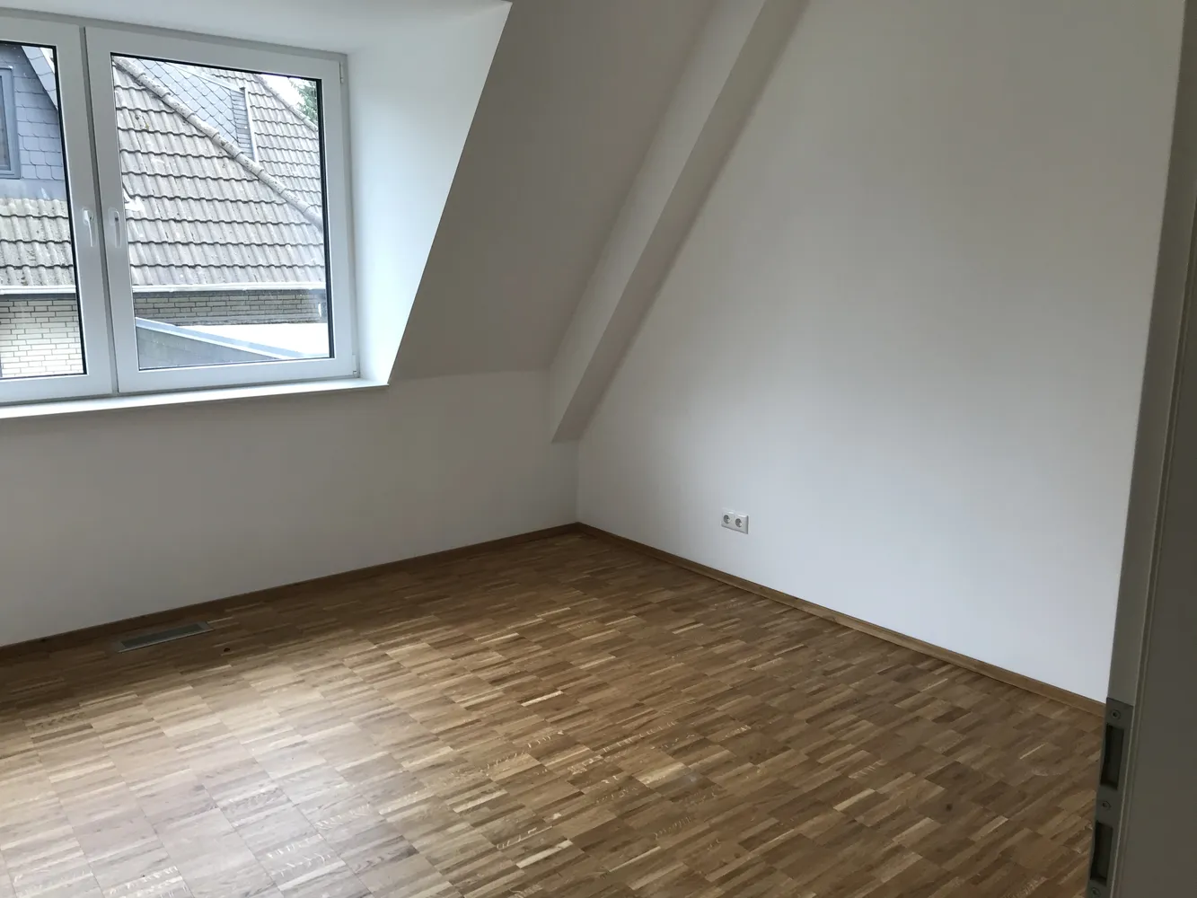 4 Zimmer Wohnung mit 133 m² in Hamburg – Bild 11