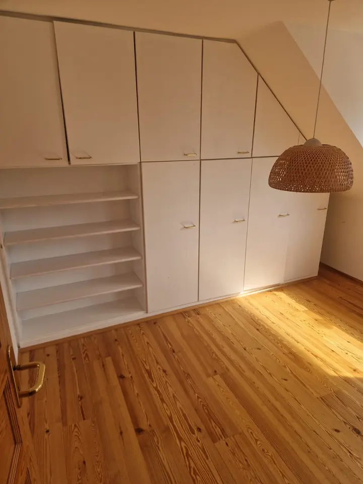 5 Zimmer Wohnung mit 130 m² in Bornheim – Bild 1