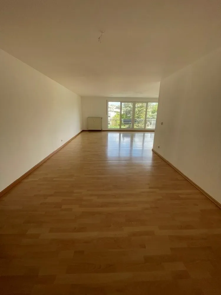 2 Zimmer Wohnung mit 115 m² in Duisburg – Bild 3