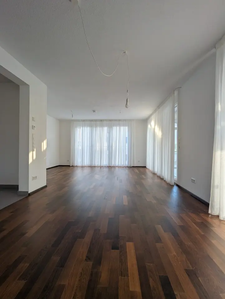 4 Zimmer Wohnung mit 98 m² in Herrenberg – Bild 1