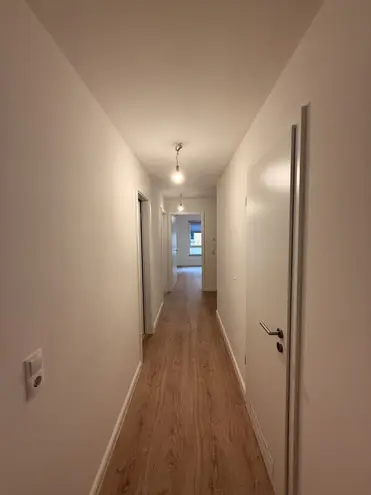 4 Zimmer Wohnung mit 106 m² in Hamburg – Bild 12