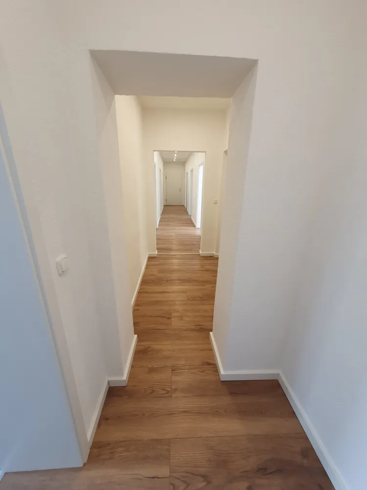 5 Zimmer Wohnung mit 151 m² in Magdeburg – Bild 2