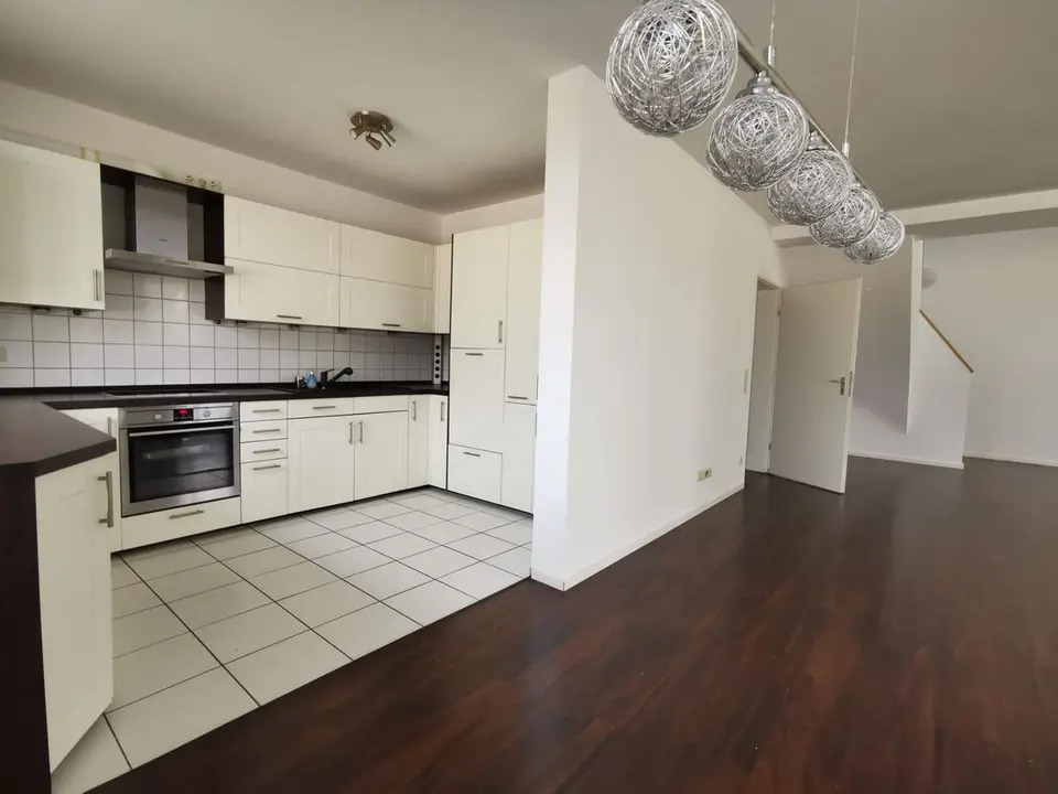 4 Zimmer Wohnung mit 118 m² in Köln – Bild 9