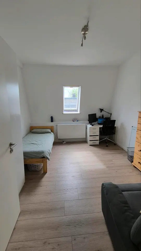 Shared room with 15 m² in Hamminkeln – Photo 1