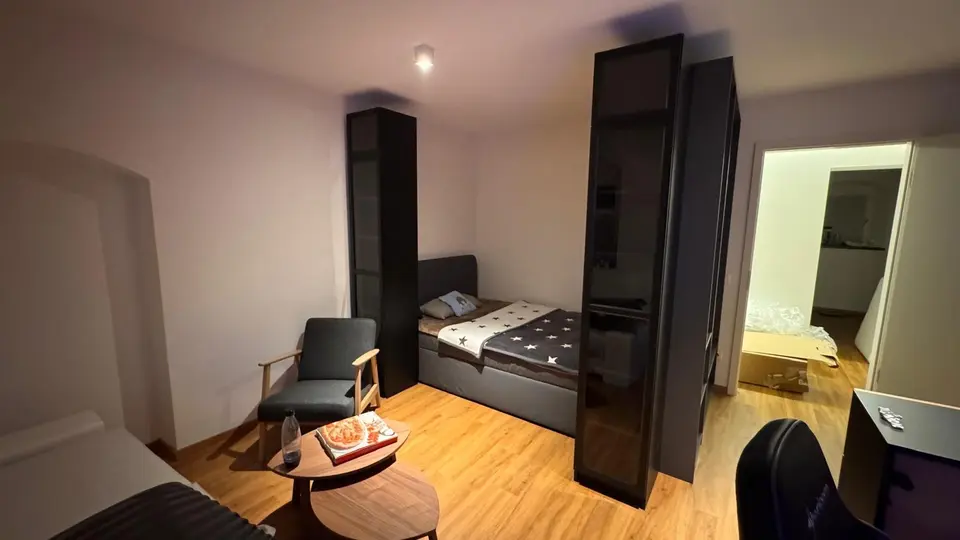 WG-Zimmer mit 30 m² in Straubing – Bild 2