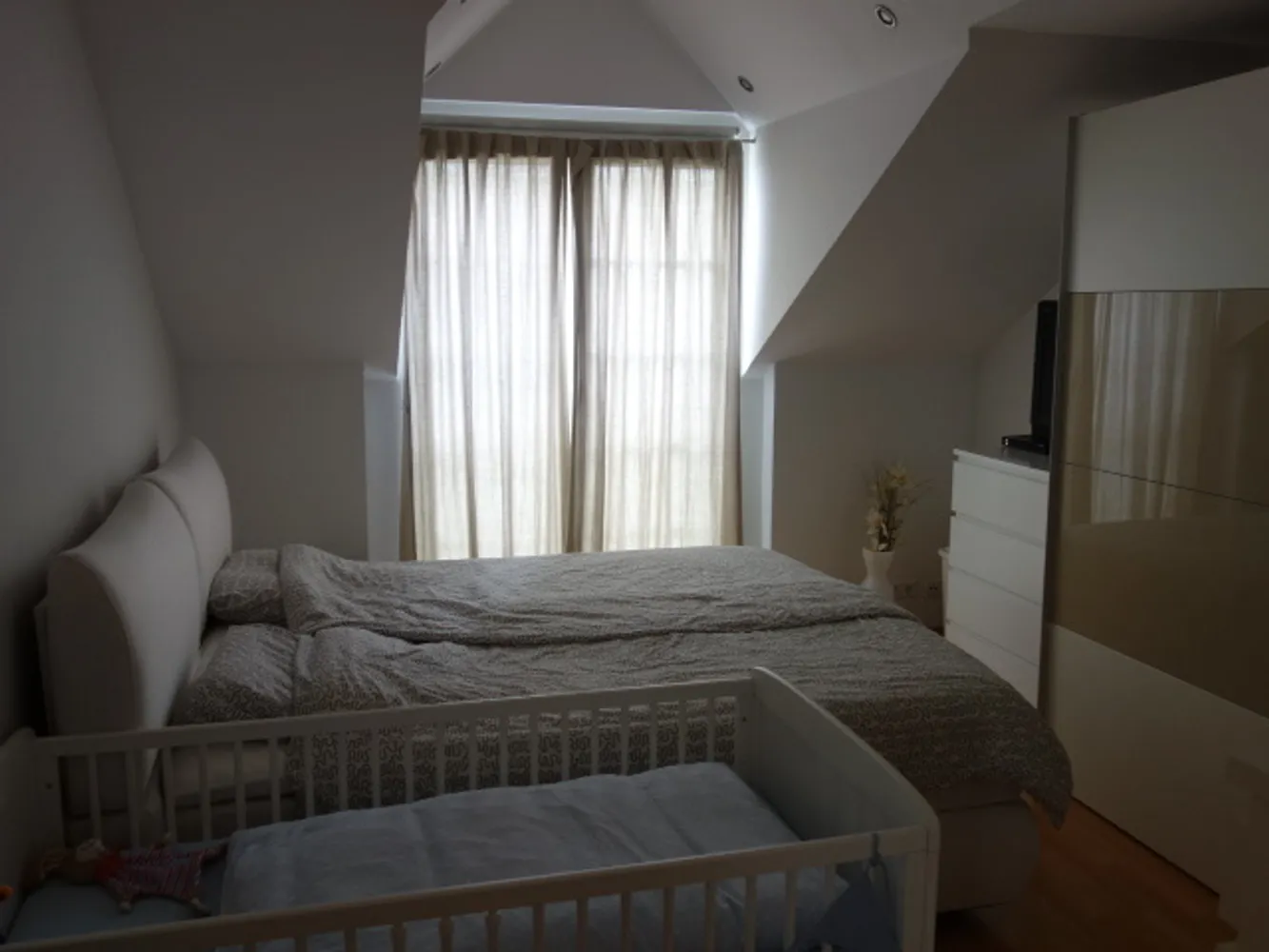 3 Zimmer Wohnung mit 115 m² in Neuss – Bild 4