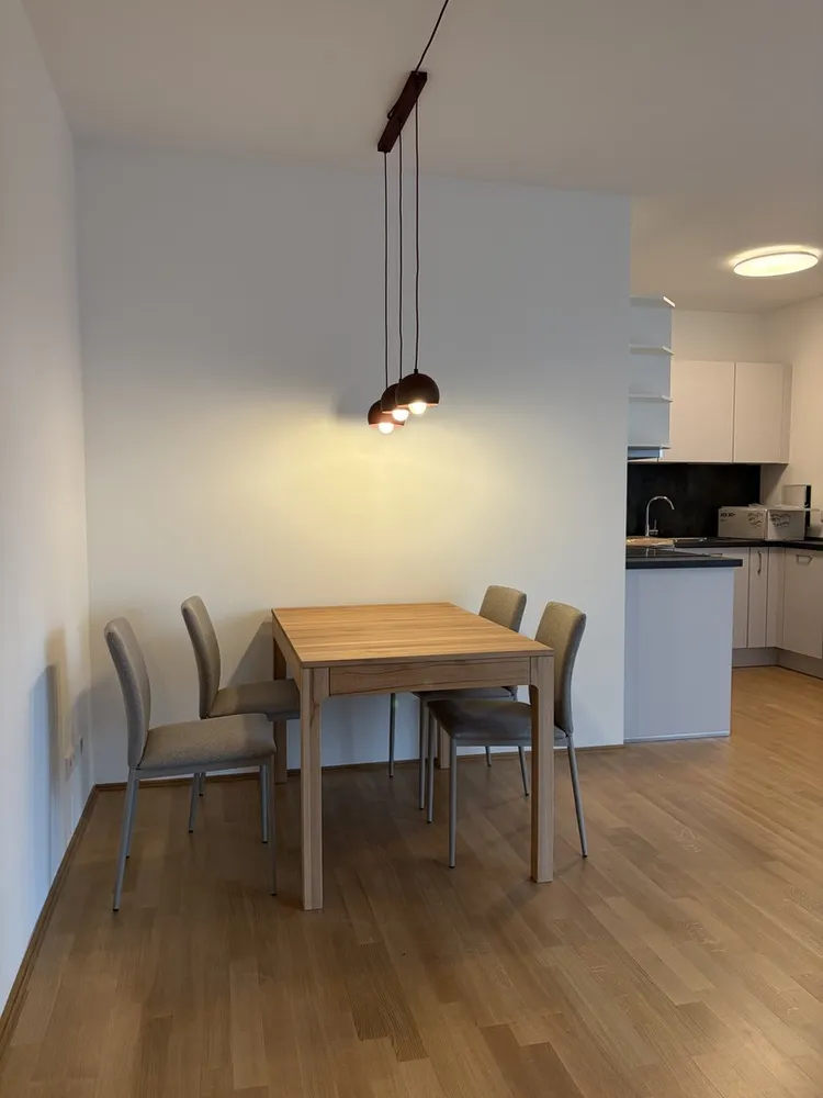 2 room apartment with 61 m² in Berlin – Photo 3