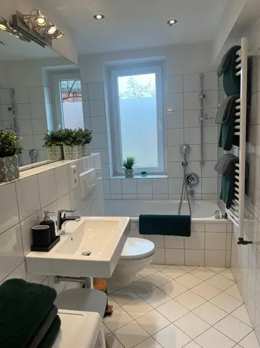 2 Zimmer Wohnung mit 77 m² in Düsseldorf – Bild 9
