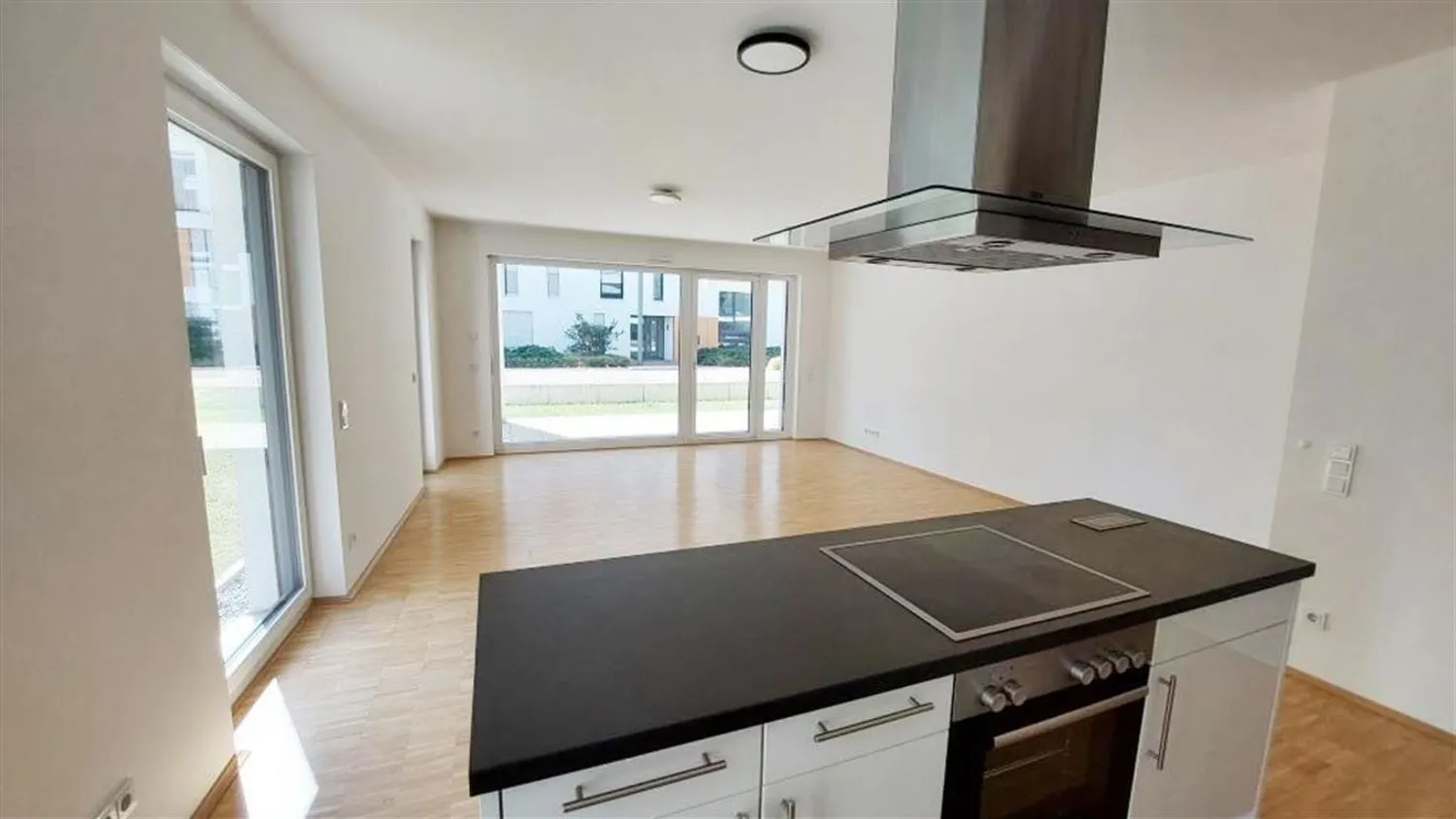 3 Zimmer Wohnung mit 92 m² in Mönchengladbach – Bild 2