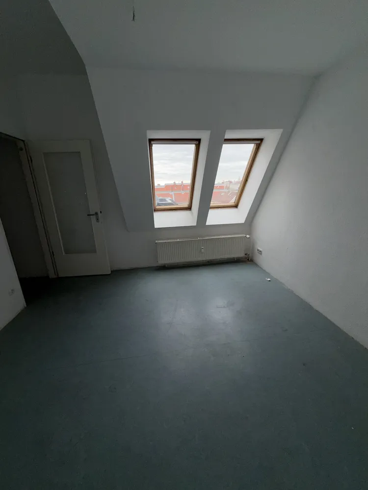 4 room apartment with 83 m² in Berlin – Photo 1