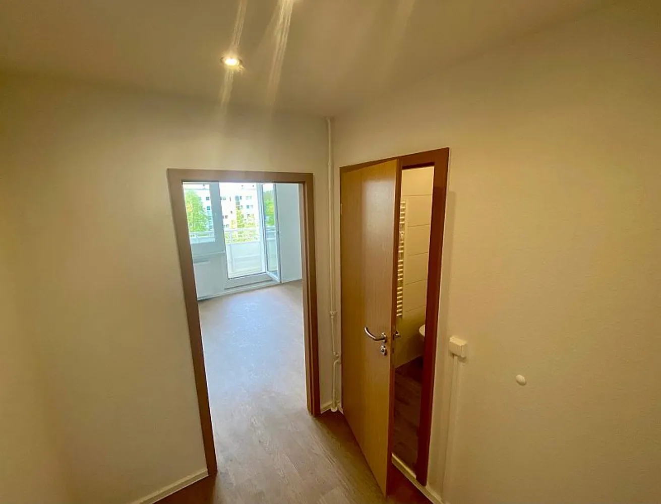 1 Zimmer Wohnung mit 35 m² in Chemnitz – Bild 2