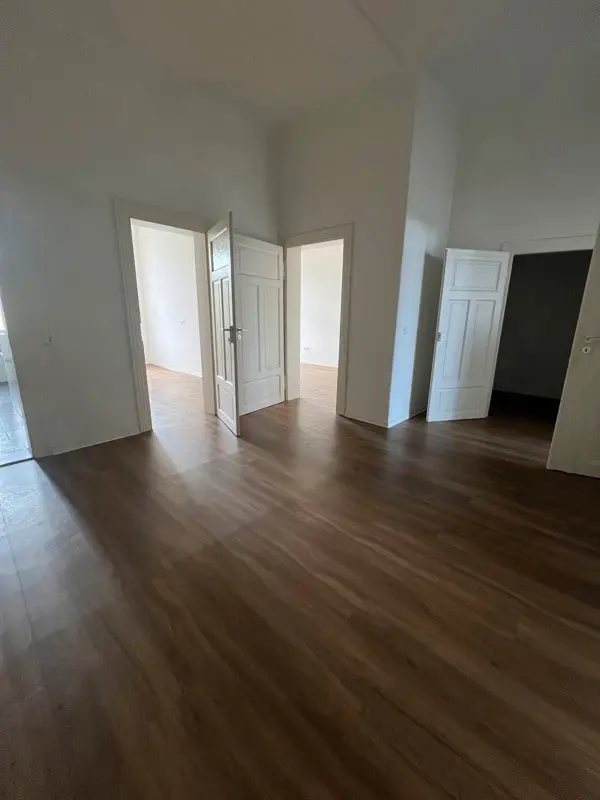 2 Zimmer Wohnung mit 73 m² in Dresden – Bild 1