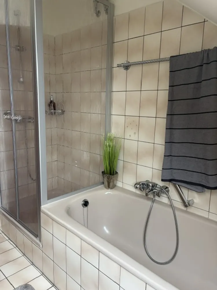 2 room apartment with 57 m² in Oldenburg – Photo 6