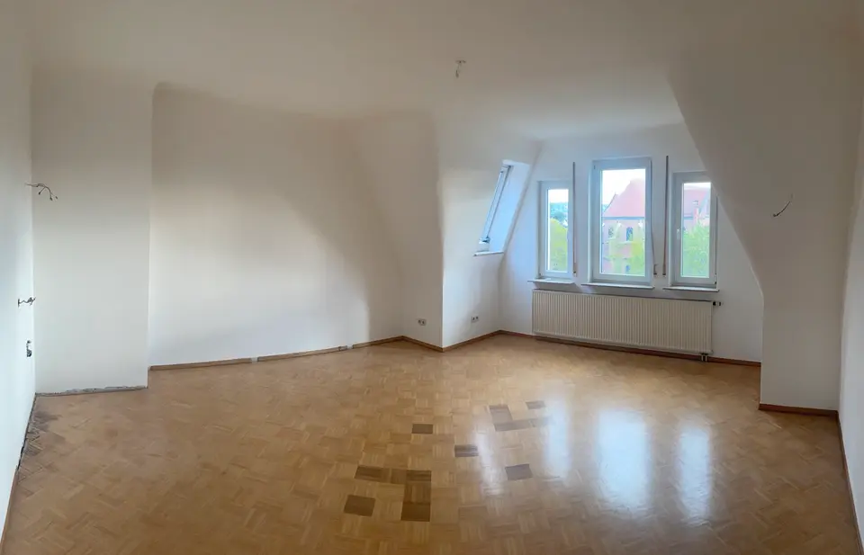 4 Zimmer Wohnung mit 140 m² in Stuttgart – Bild 2