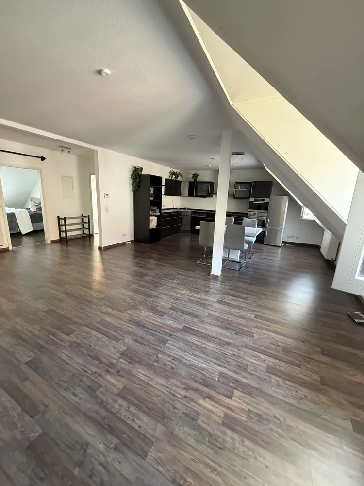 2 Zimmer Wohnung mit 72 m² in Hannover – Bild 1