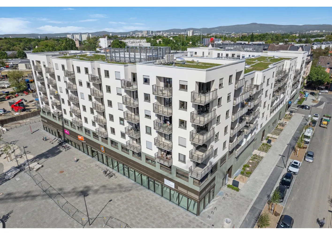 4 Zimmer Wohnung mit 112 m² in Frankfurt am Main – Bild 12