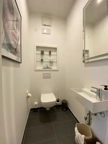 2 Zimmer Wohnung mit 102 m² in Frankfurt am Main – Bild 3