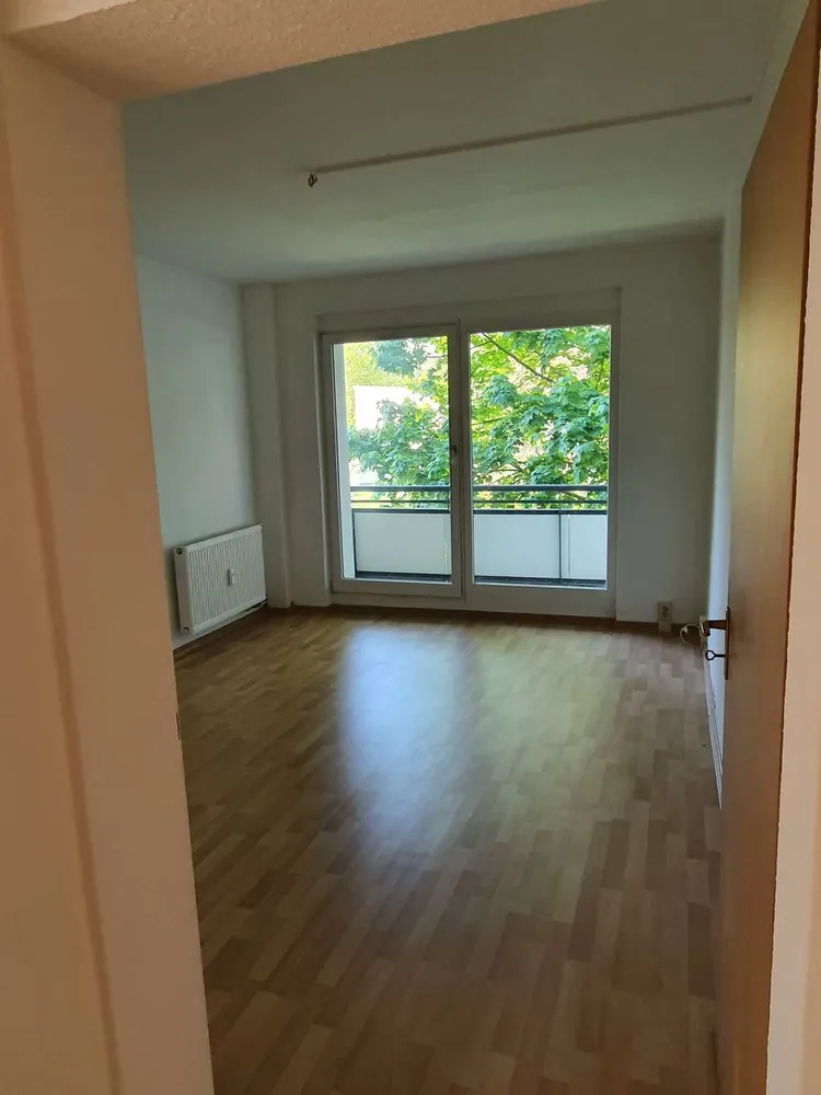 3 room apartment with 59 m² in Bitterfeld-Wolfen – Photo 4