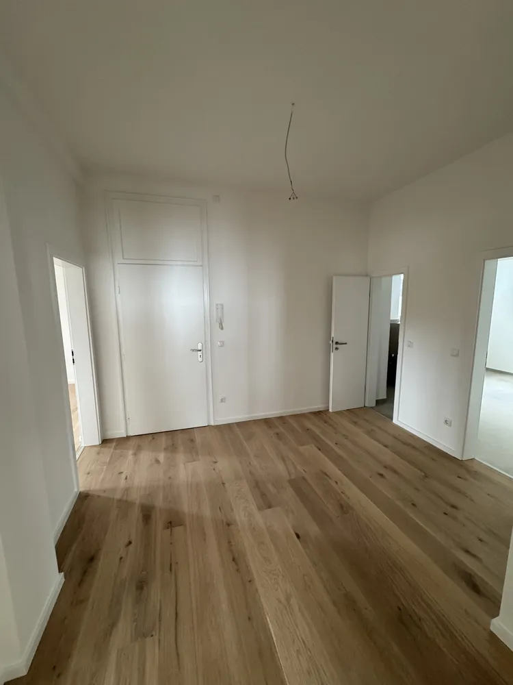 3 Zimmer Wohnung mit 103 m² in Frankfurt am Main – Bild 1