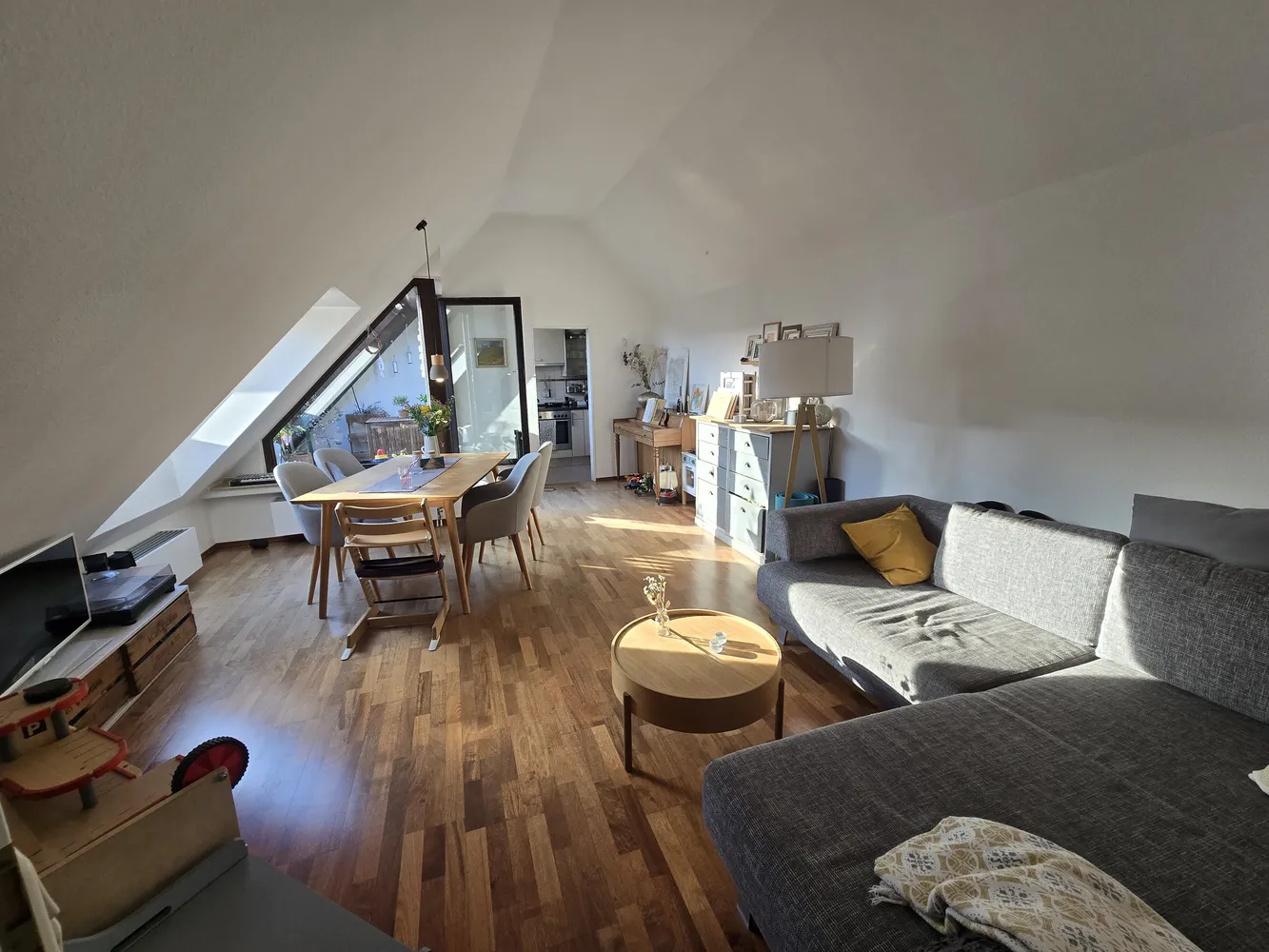 3 room apartment with 63 m² in Cologne – Photo 2