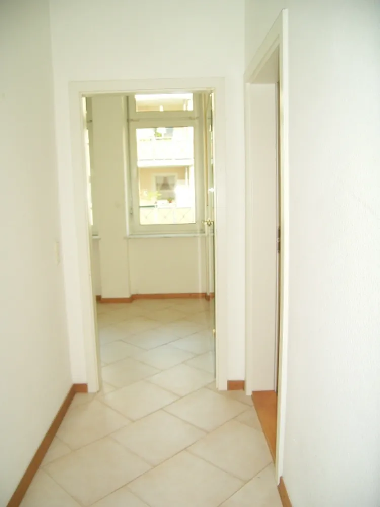 2 Zimmer Wohnung mit 58 m² in Wiesbaden – Bild 3