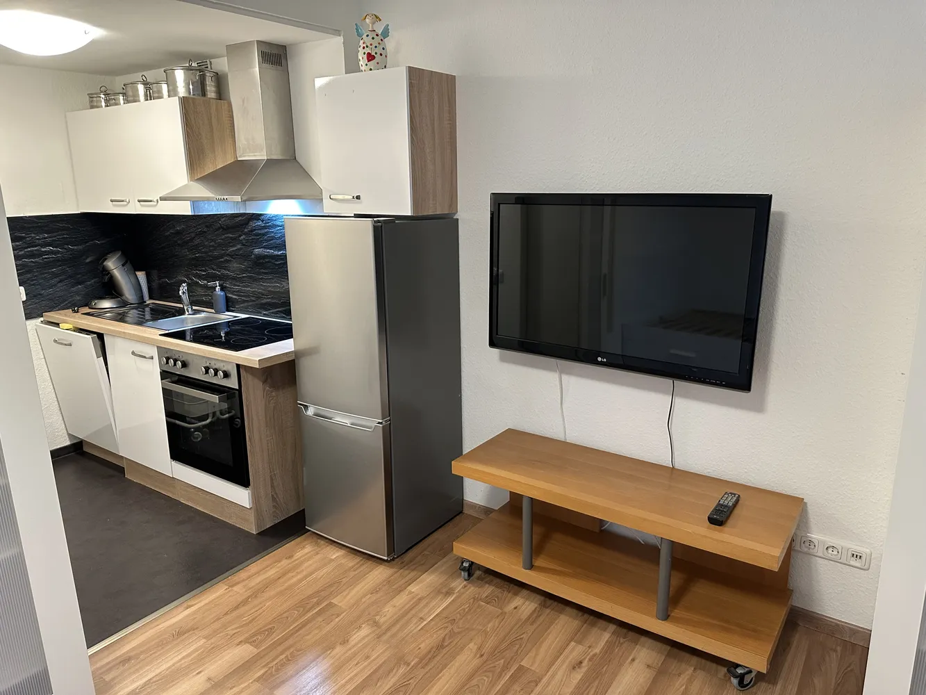 1 Zimmer Wohnung mit 28 m² in Köln – Bild 12