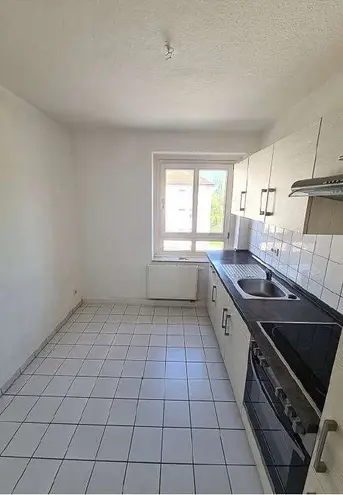 3 Zimmer Wohnung mit 67 m² in Chemnitz – Bild 2
