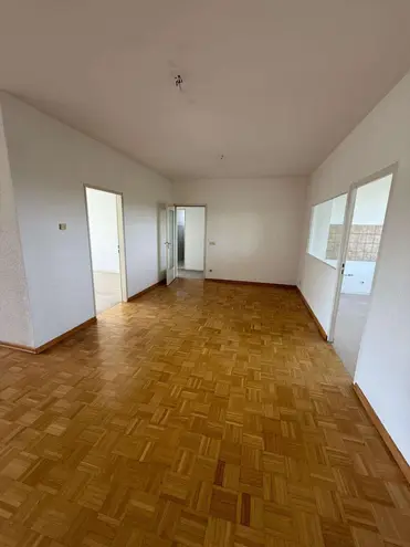 4 Zimmer Wohnung mit 126 m² in Karlsruhe – Bild 3