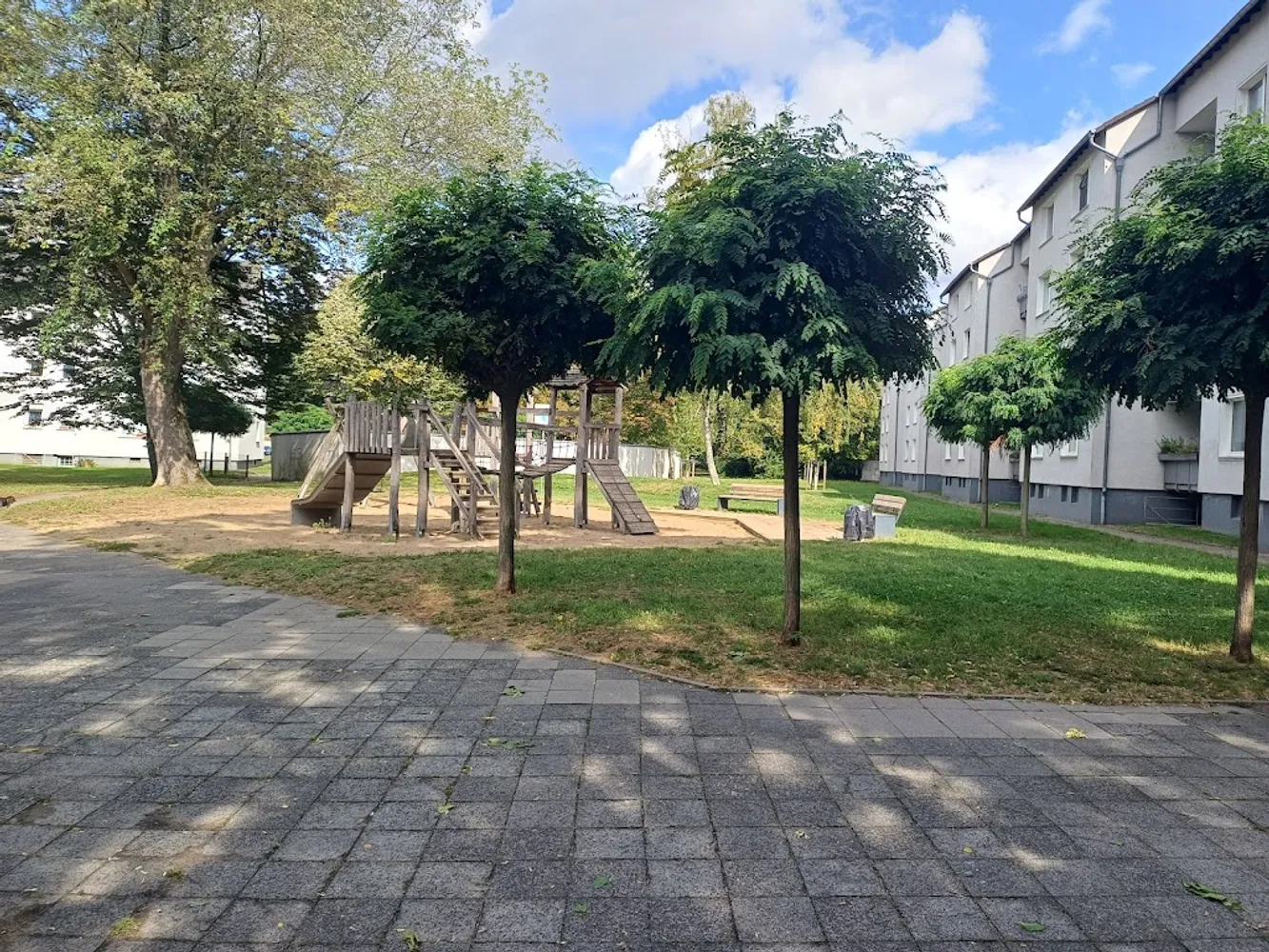 2 room apartment with 48 m² in Düsseldorf – Photo 2