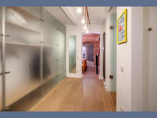 6 Zimmer Wohnung mit 180 m² in München – Bild 8